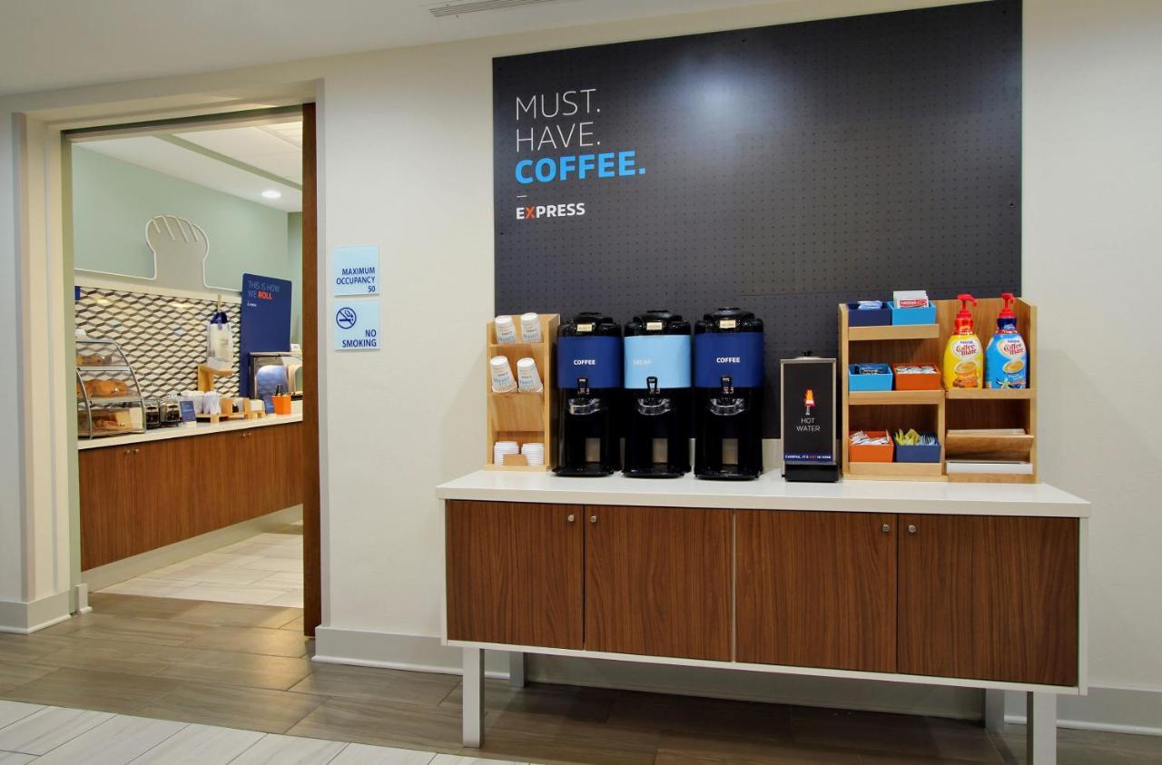 Holiday Inn Express Hotel & Suites Amarillo South By Ihg Exteriör bild